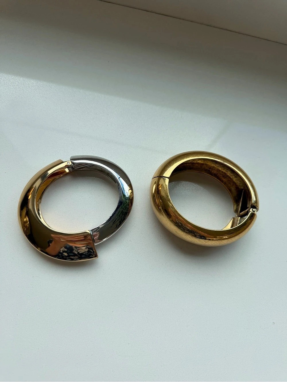 Zara Two-Tone Hoop Earrings in Gold & Silver Like New